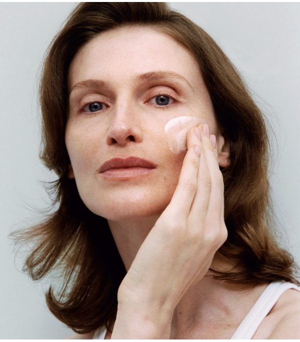 Glow Player wielofunkcyjny krem rozświetlający  - Resibo
