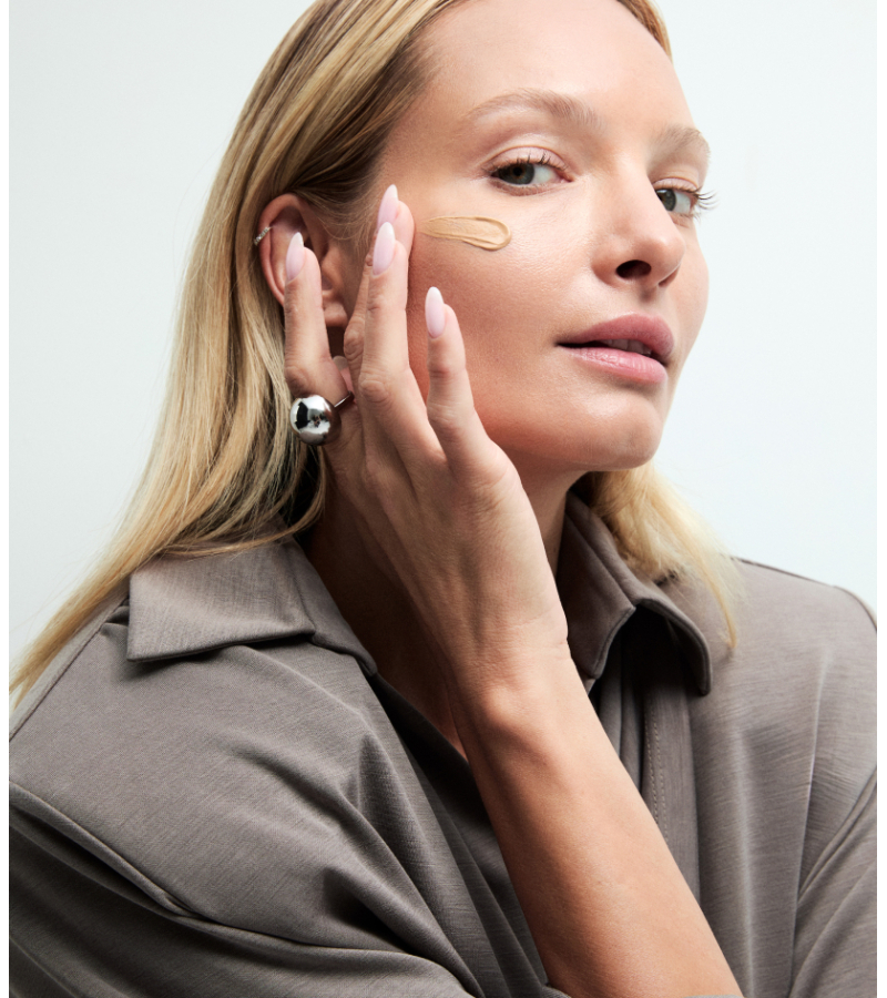 The Future zaawansowany krem CC SPF 30 sand