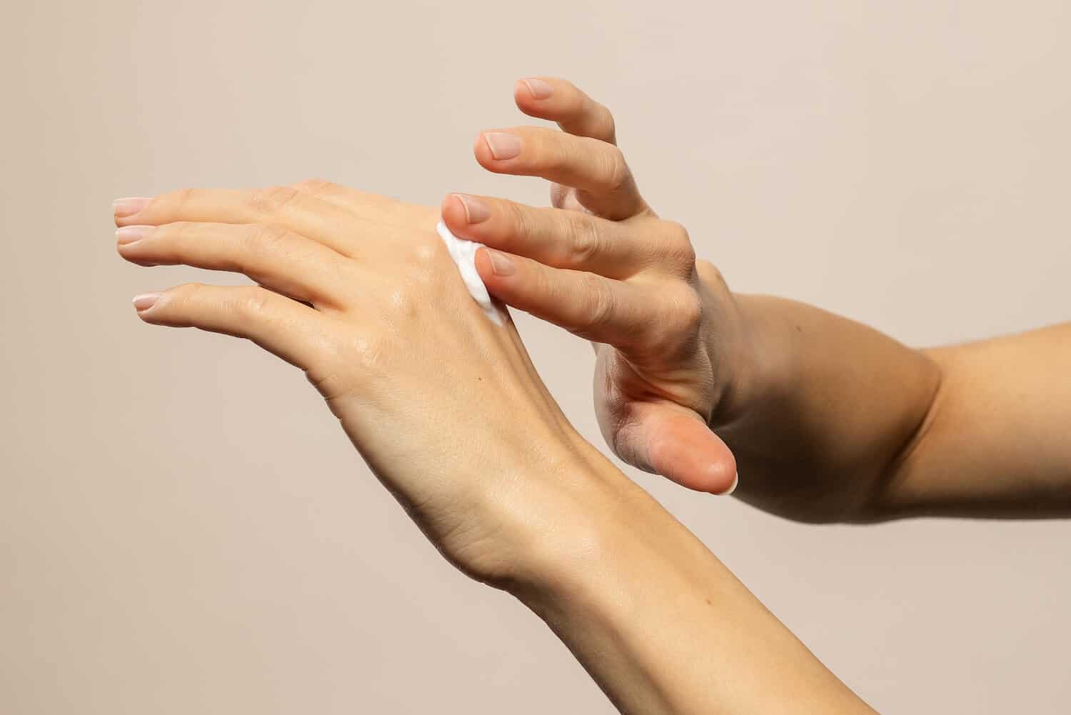 pielęgnacja dłoni krem do rąk resibo happy hands